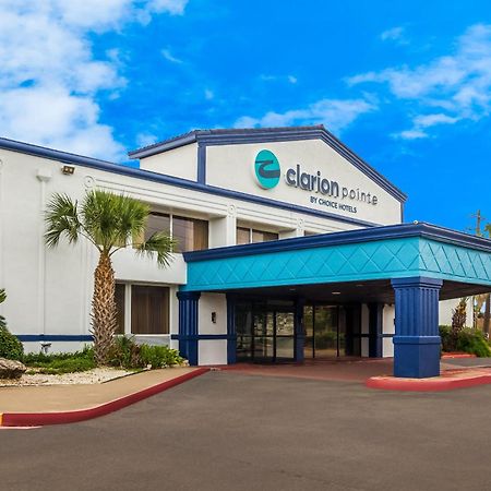 Clarion Pointe Lake Jackson - Clute Bagian luar foto
