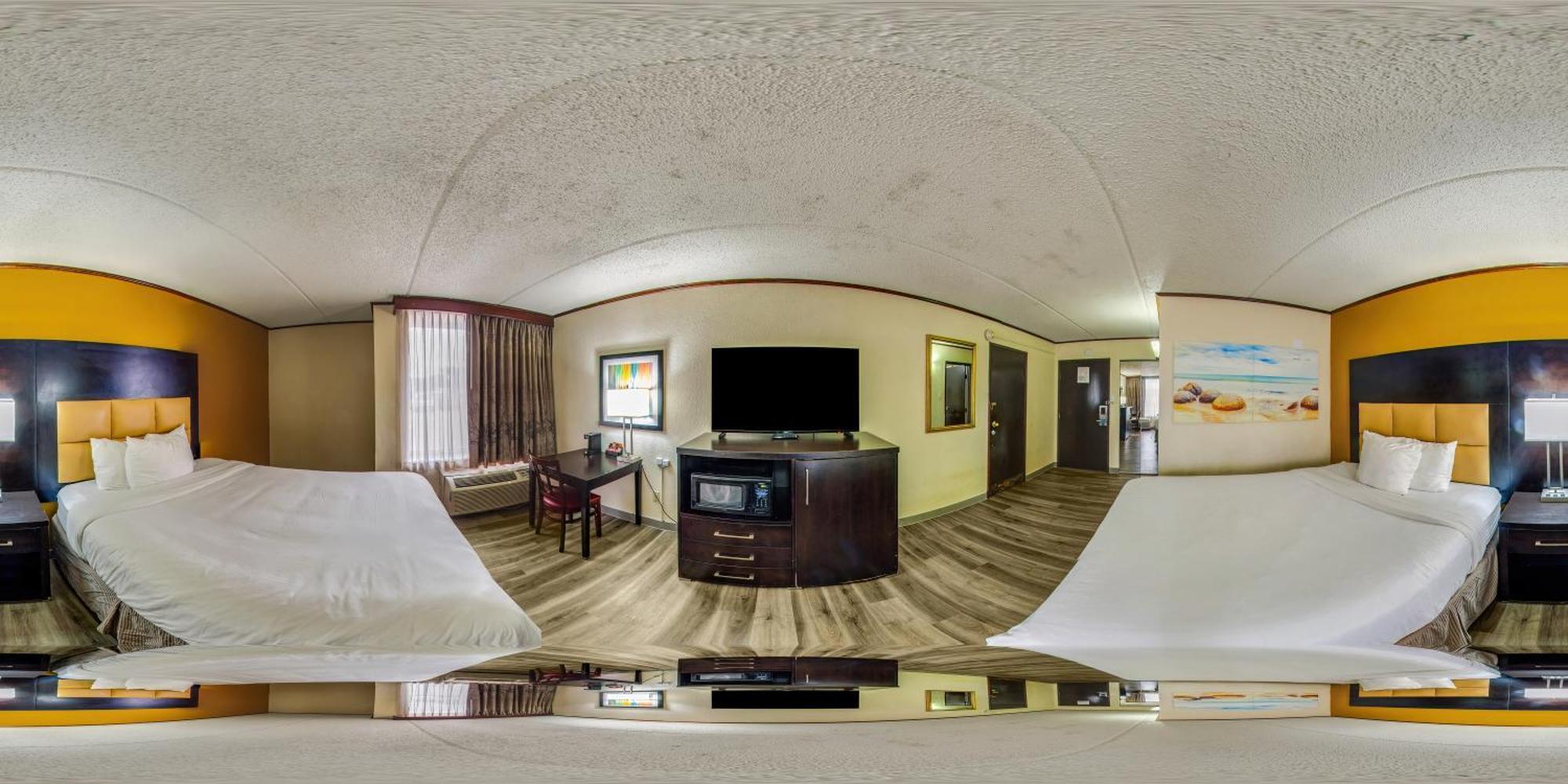 Clarion Pointe Lake Jackson - Clute Bagian luar foto