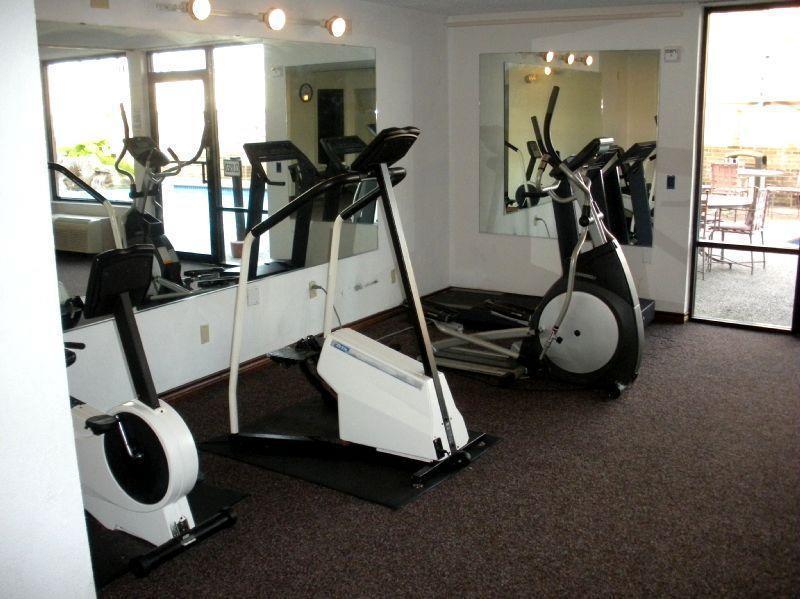 Clarion Pointe Lake Jackson - Clute Bagian luar foto